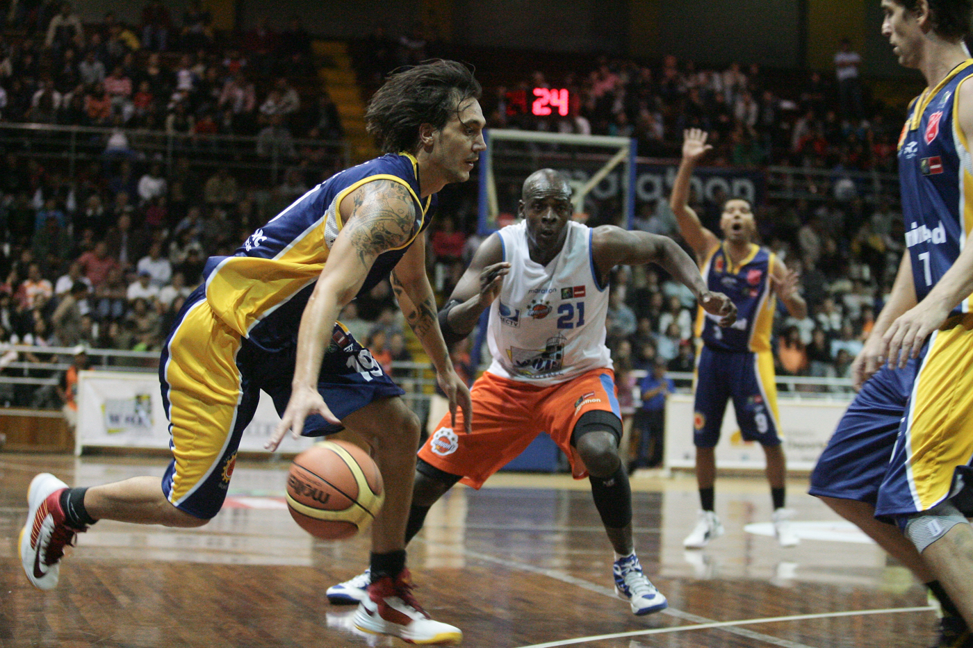 O espanhol Álvaro Calvo foi um dos destaques do São José no jogo (FIBA Americas)