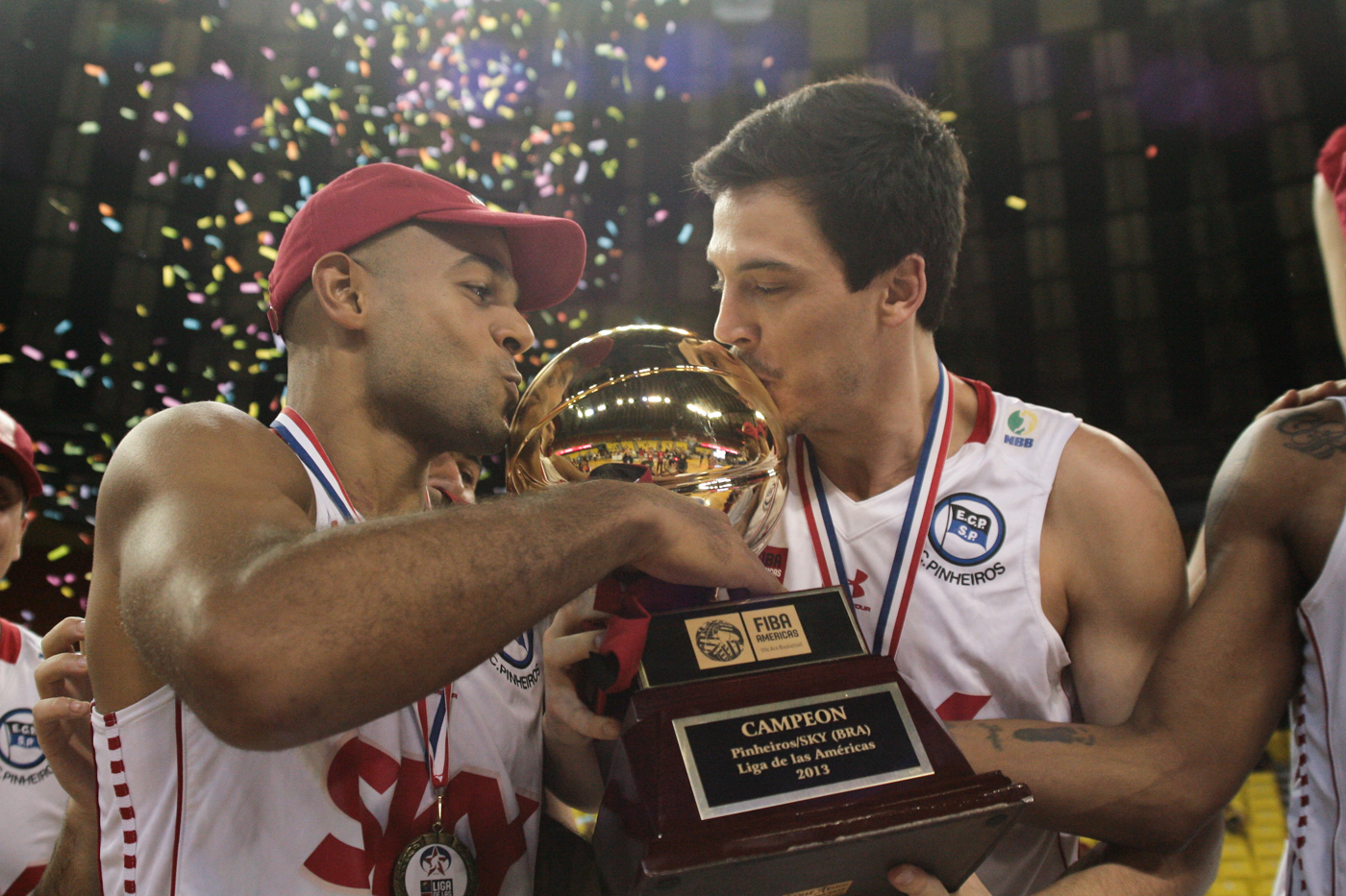 Joe Smith e Bruno Fiorotto, do Pinheiros