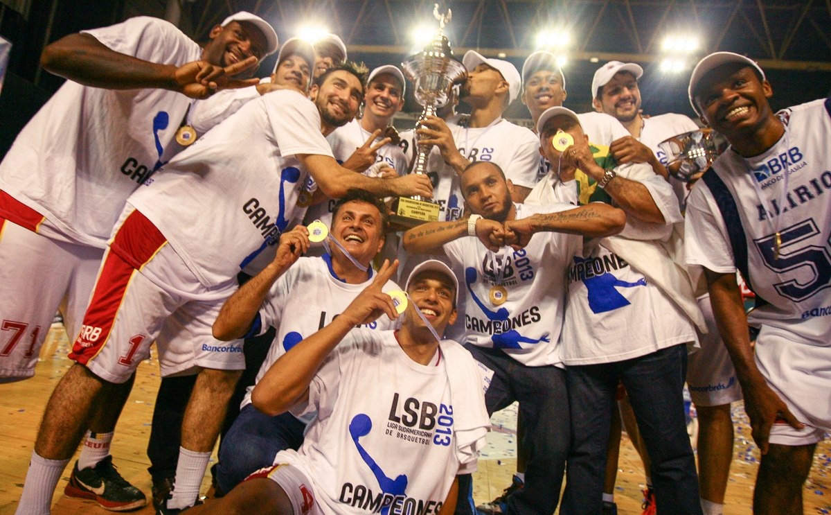 Campeão da Liga Sul-Americana, Brasília ainda busca a recuperação no NBB (Samuel Velez/FIBA Américas)