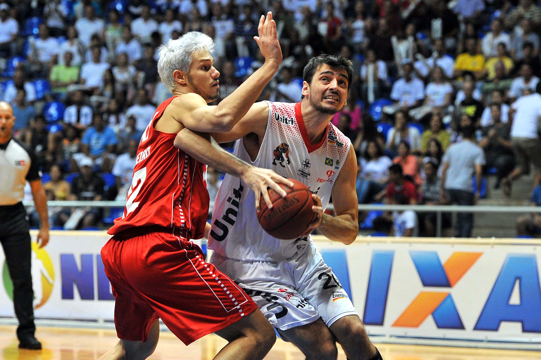 Gruber foi um dos destaques do finalista Uberlândia no NBB5, com média de15,3 pontos por jogo (João Pires/LNB)