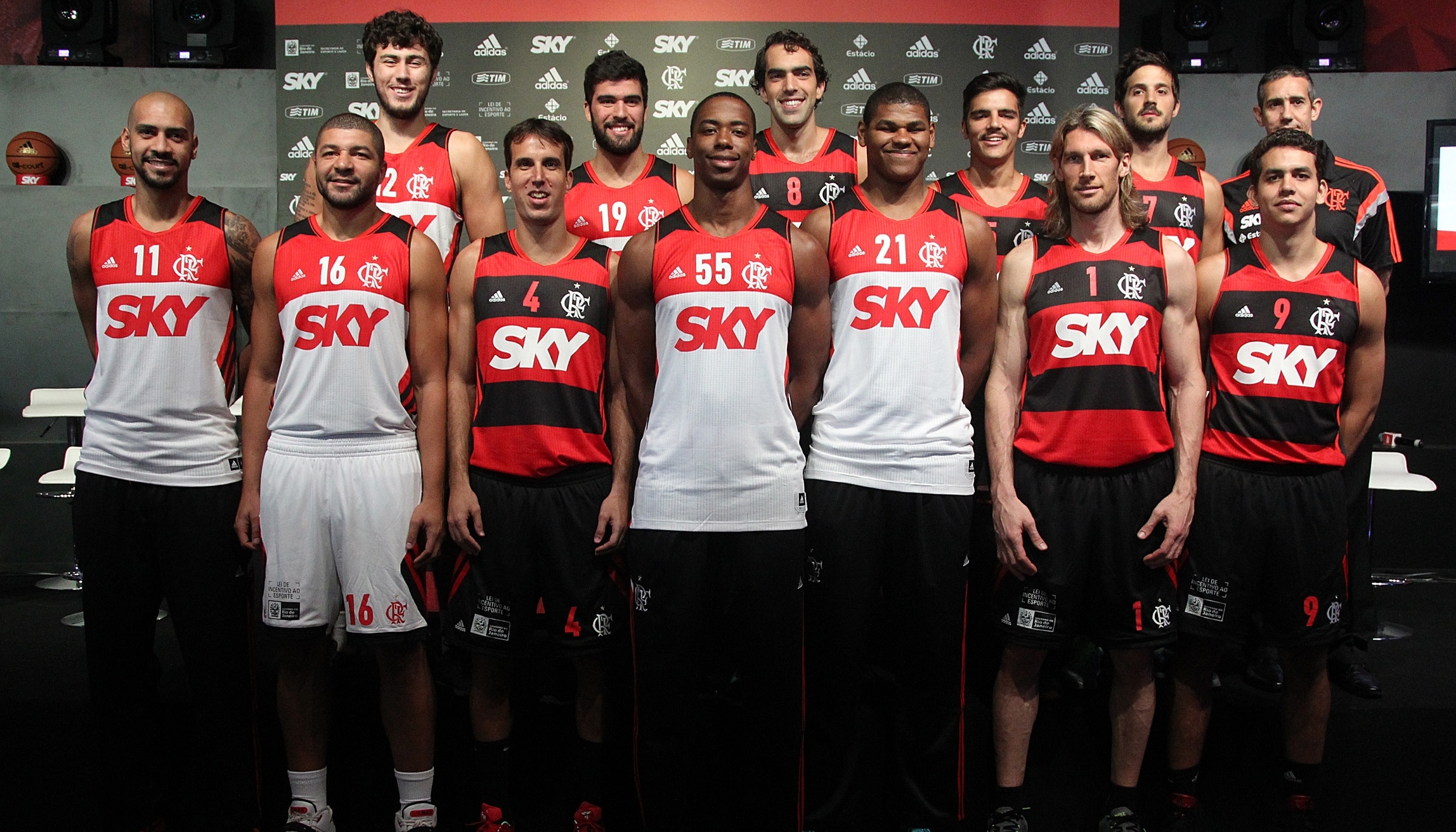 Flamengo estará de roupa nova para a próxima temporada; estreia do novo uniforme será na Copa Intercontinental (Divulgação)