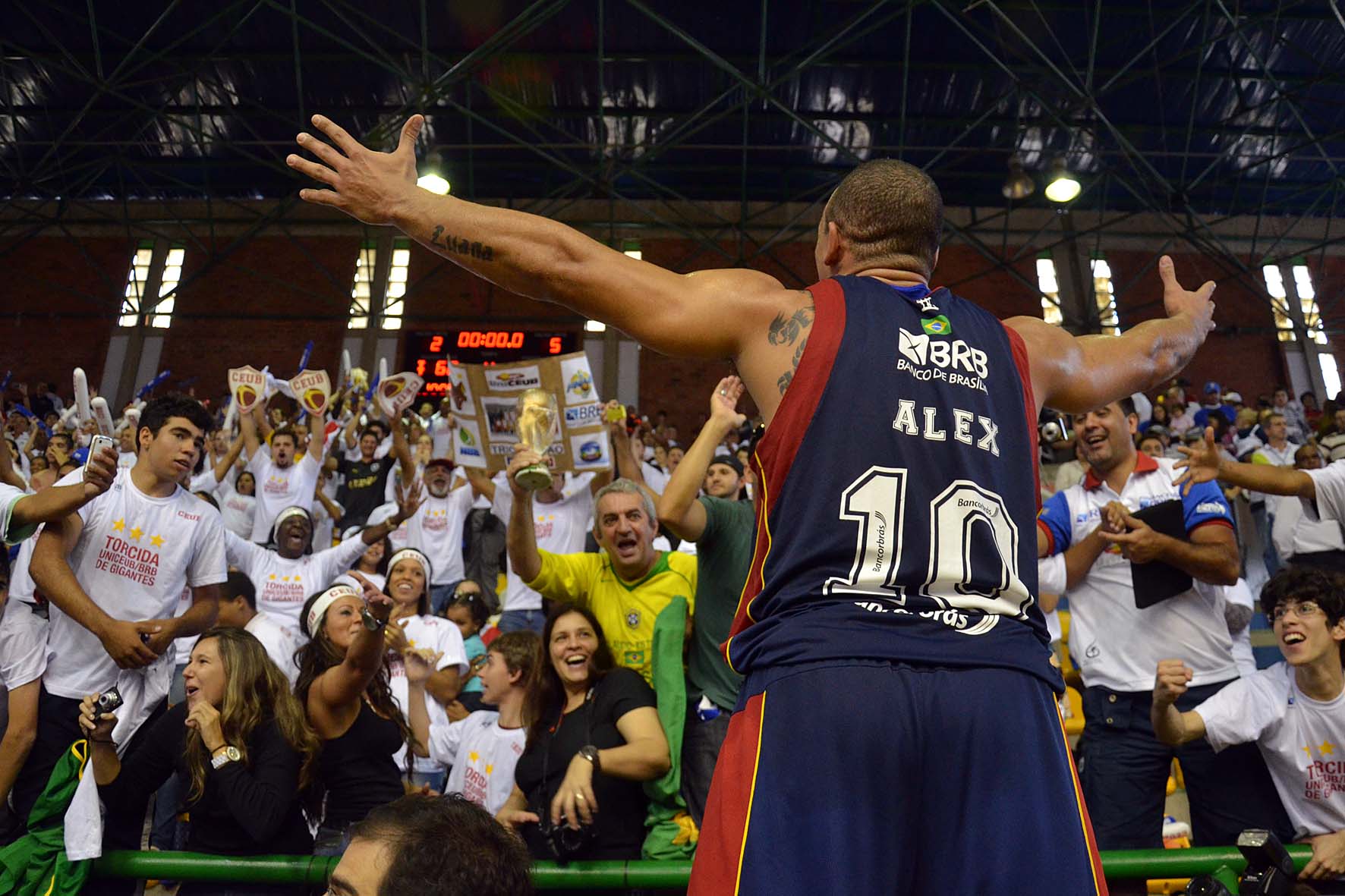 Tricampeão do NBB, campeão da Liga das Américas e bi Sul-Americano, Alex é um dos maiores ídolos do basquete candango (João Pires/LNB)