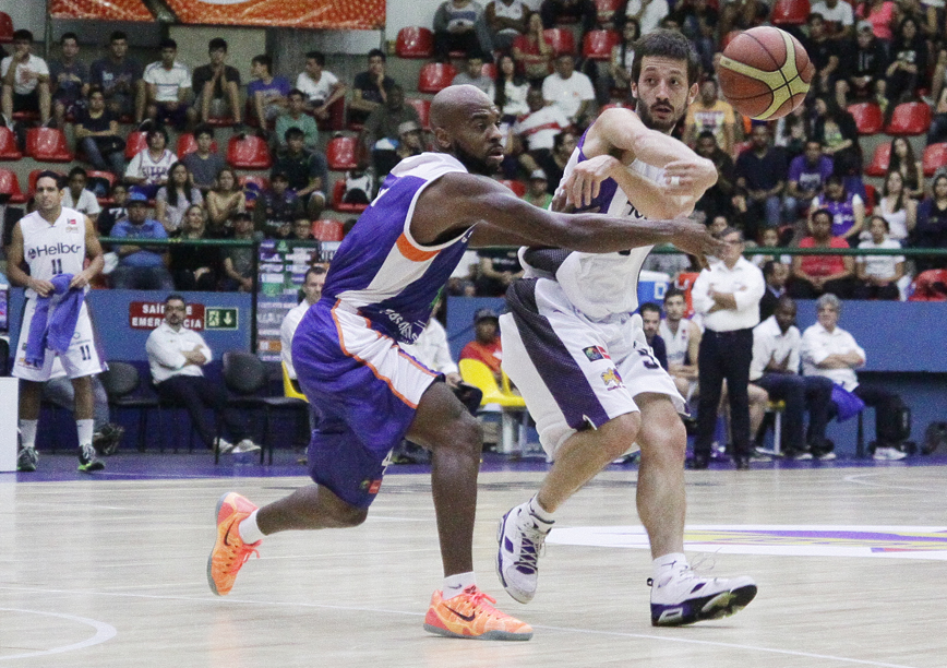 A derrota não abala o Mogi, que também avança para o Final Four da Liga Sul-Americana (Cleomar Macedo/FIBA Americas)