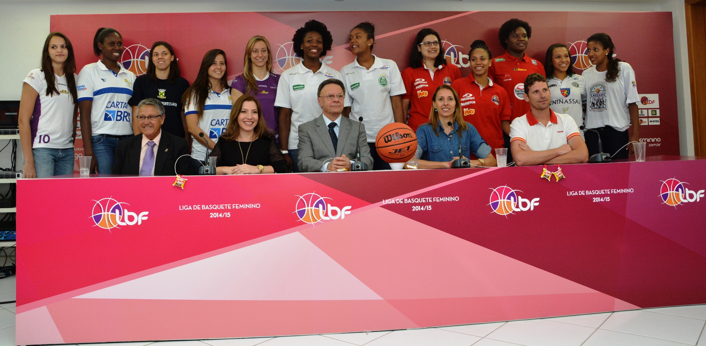 Apresentação da nova temporada da Liga de Basquete Feminino contou com a presença de jogadoras e autoridades do basquete brasileiro (Rodrigo Campos/LBF)
