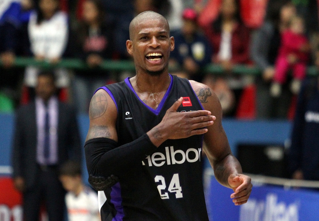 Cestinha da última temporada do NBB, Shamell espera manter a média alta de pontos com a camisa do Mogi das Cruzes (Divulgação/FIBA Américas)