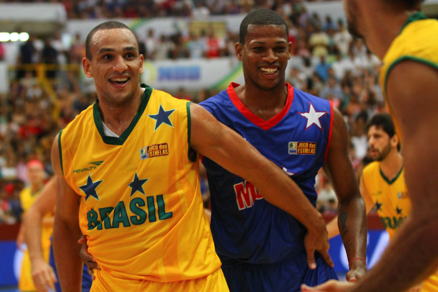 Assim como o norte-americano Shamell, Alex Garcia nunca esteve de fora de um Jogo das Estrelas, o único brasileiro a conseguir o feito (Luiz Pires/LNB)