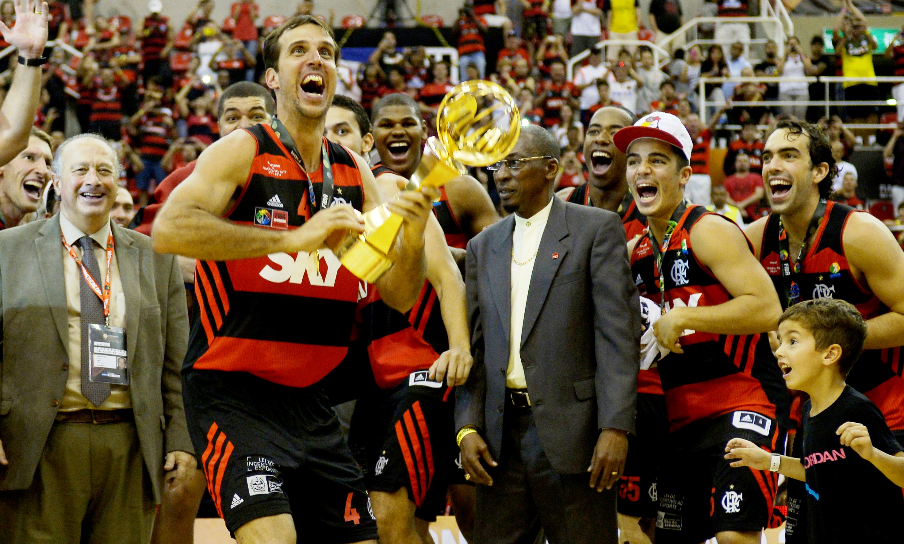 Campeão do mundo em 2014, Flamengo superou o desgaste e fez uma bela fase de classificação no NBB 7 (Gaspar Nóbrega/Inovafoto)