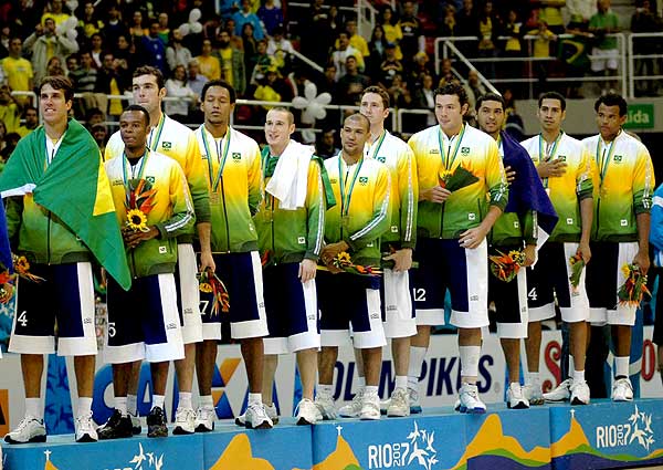 Seleção que mais subiu no pódio na história do Pan, Brasil foi campeão em 2007 no RJ (Divulgação)