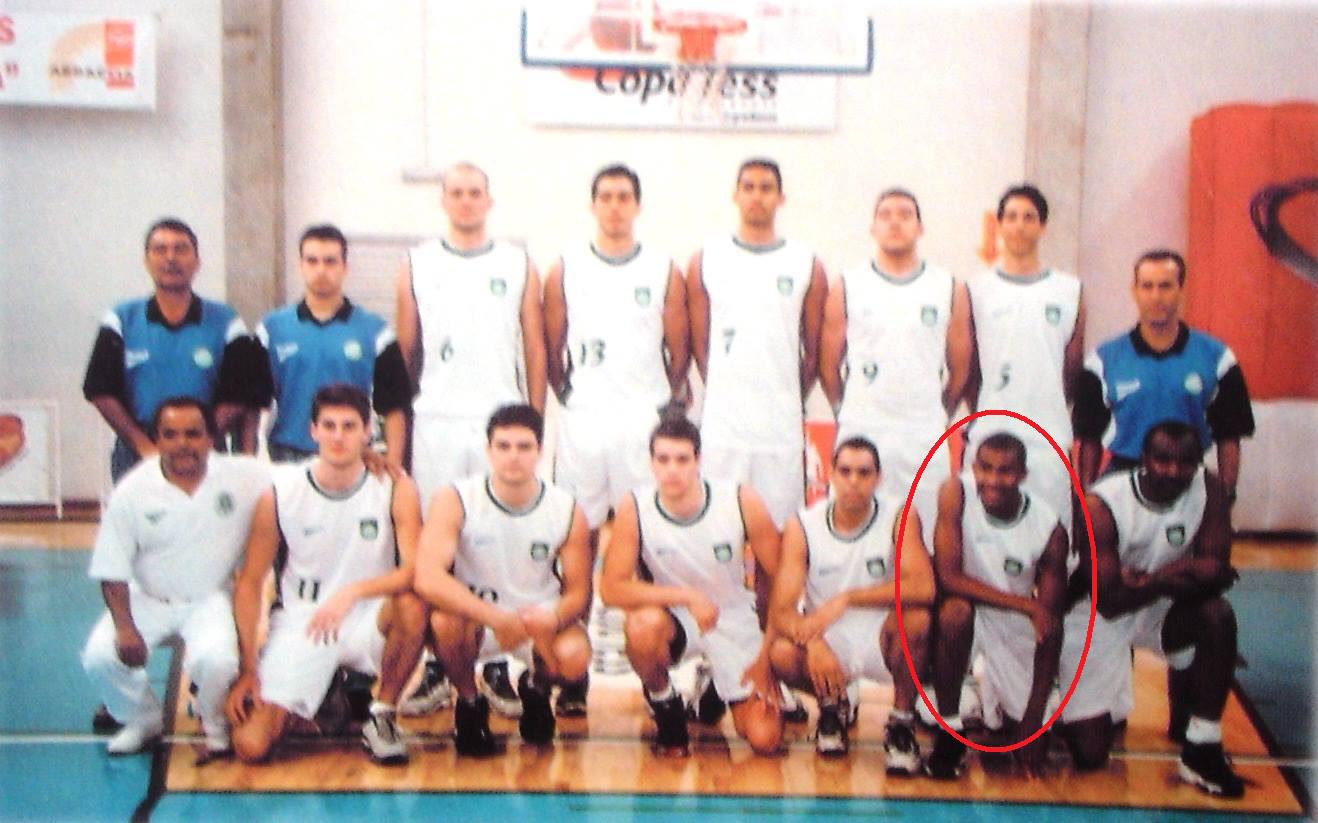 Ainda juvenil. Leandrinho Barbosa já atuava efetivamente na equipe adulta do Palmeiras (Arquivo/Divulgação)