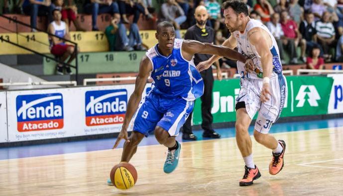 Gui Deodato brilhou contra seu ex-clube e comandou a vitória do Rio Claro em solo bauruense (Caio Casagrande/Bauru Basket)