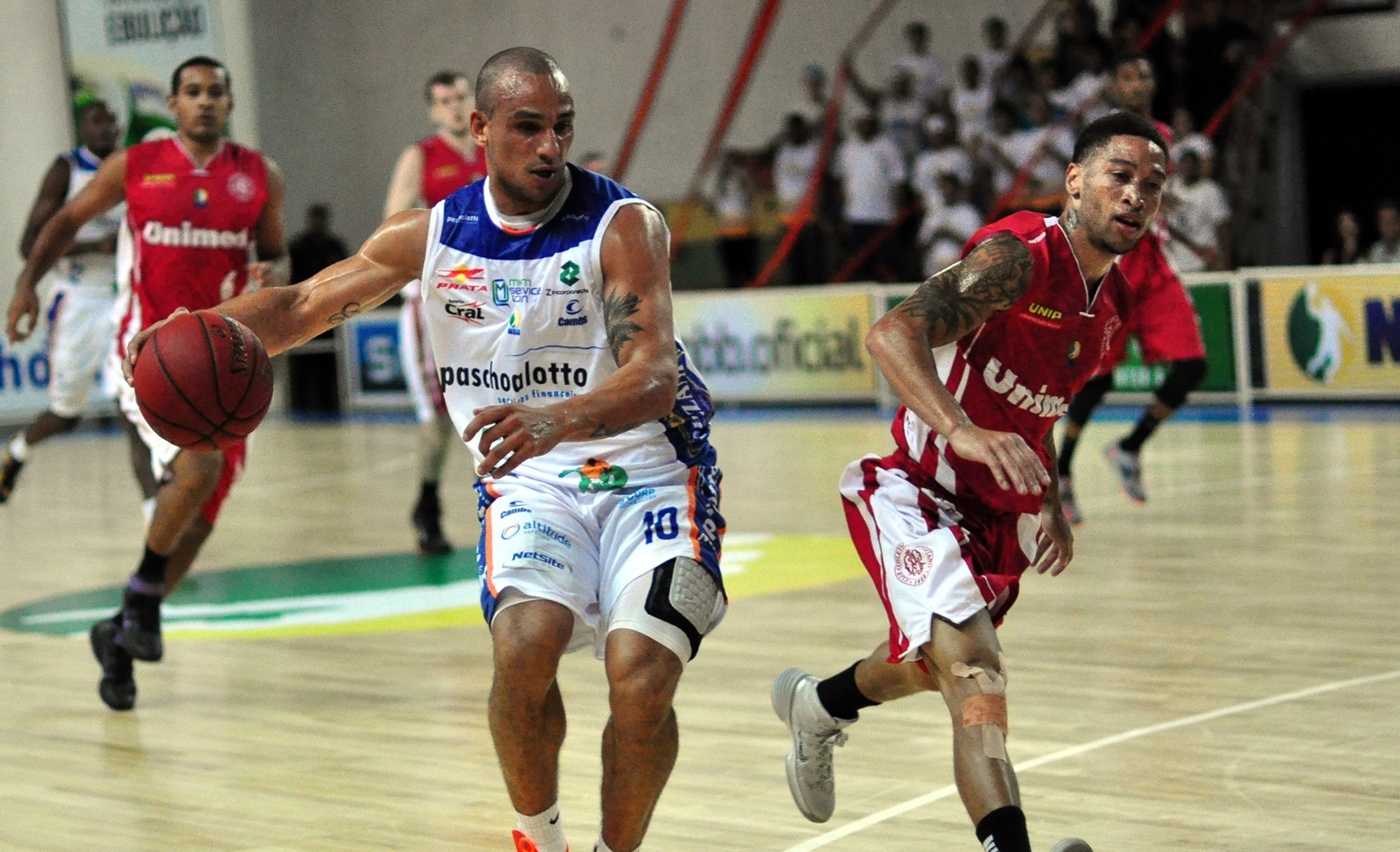 Alex liderou os dois triunfos do Bauru sobre o Paulistano na temporada passada do NBB (Henrique Costa/Bauru Basket)