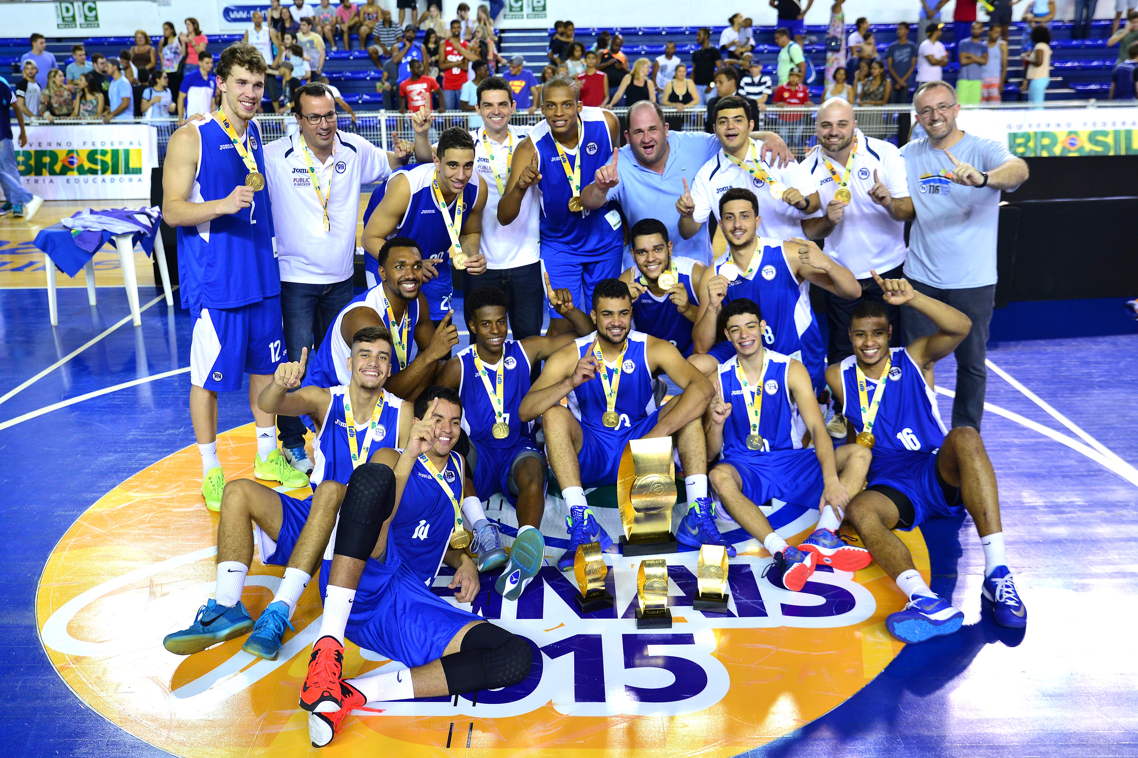 Pinheiros campeão da LDB 2015