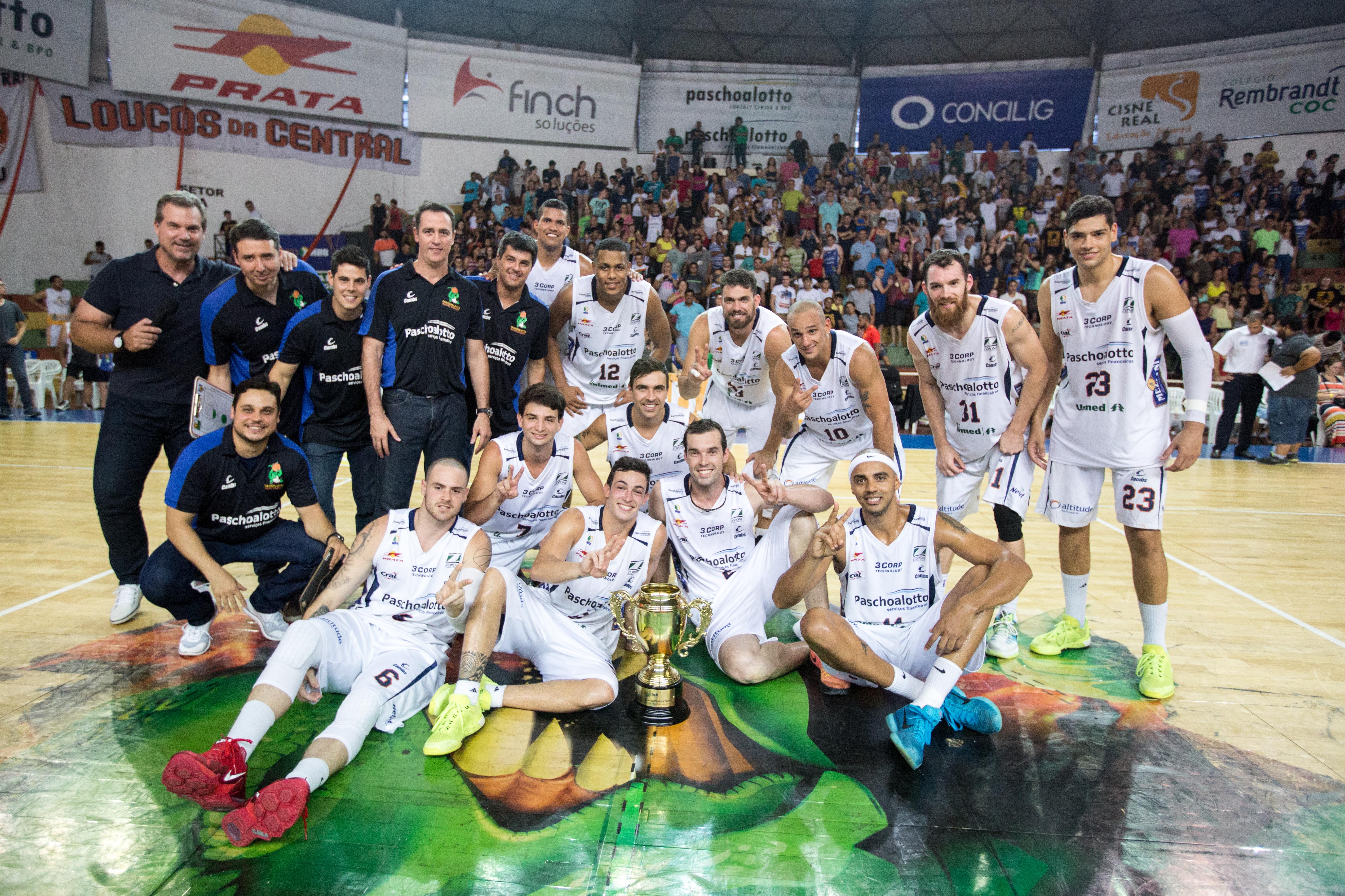 Bauru venceu o Troféu Cláudio Mortari ao derrotar o Brasília na última partida (Caio Casagrande/Bauru Basket)