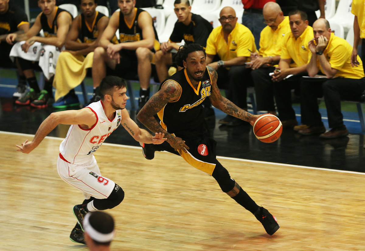 Deryk Ramos foi o cara do Brasília e anotou 33 pontos durante a partida (FIBA Américas/Divulgação)