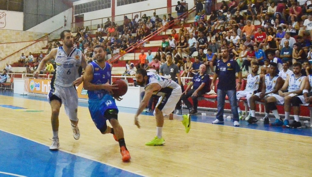 Diante do São José, o Minas conseguiu sua maior vitória nesta temporada, por 89 a 59, na última partida que a equipe realizou pelo NBB (Tião Martins/PMSJC)