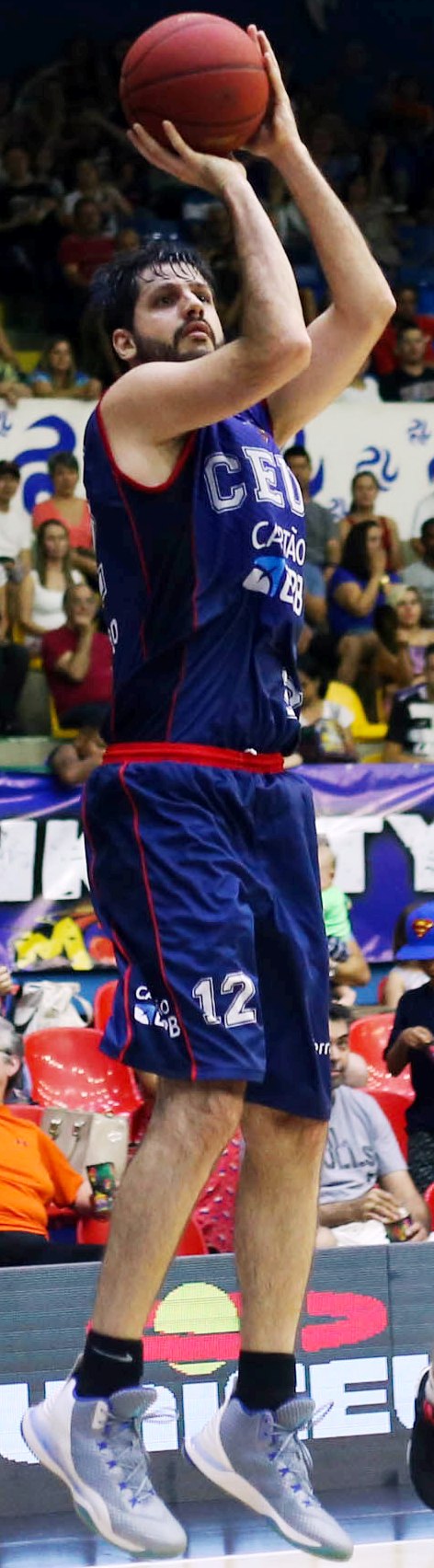 Guilherme Giovannoni será o quarto jogador na história do NBB CAIXA a chegar nos 1700 rebotes (Antônio Penedo/Mogi-Helbor)