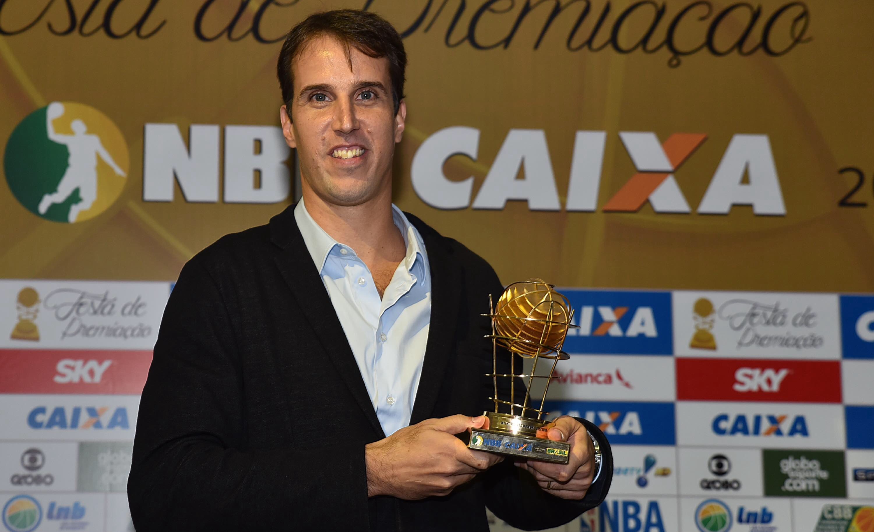 Dono de diversos troféus do NBB CAIXA, Marcelinho ficou com o prêmio de Melhor Sexto Homem nesta temporada (João Pires/LNB)