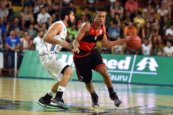 Filipin, do Flamengo, e Gegê, do Bauru