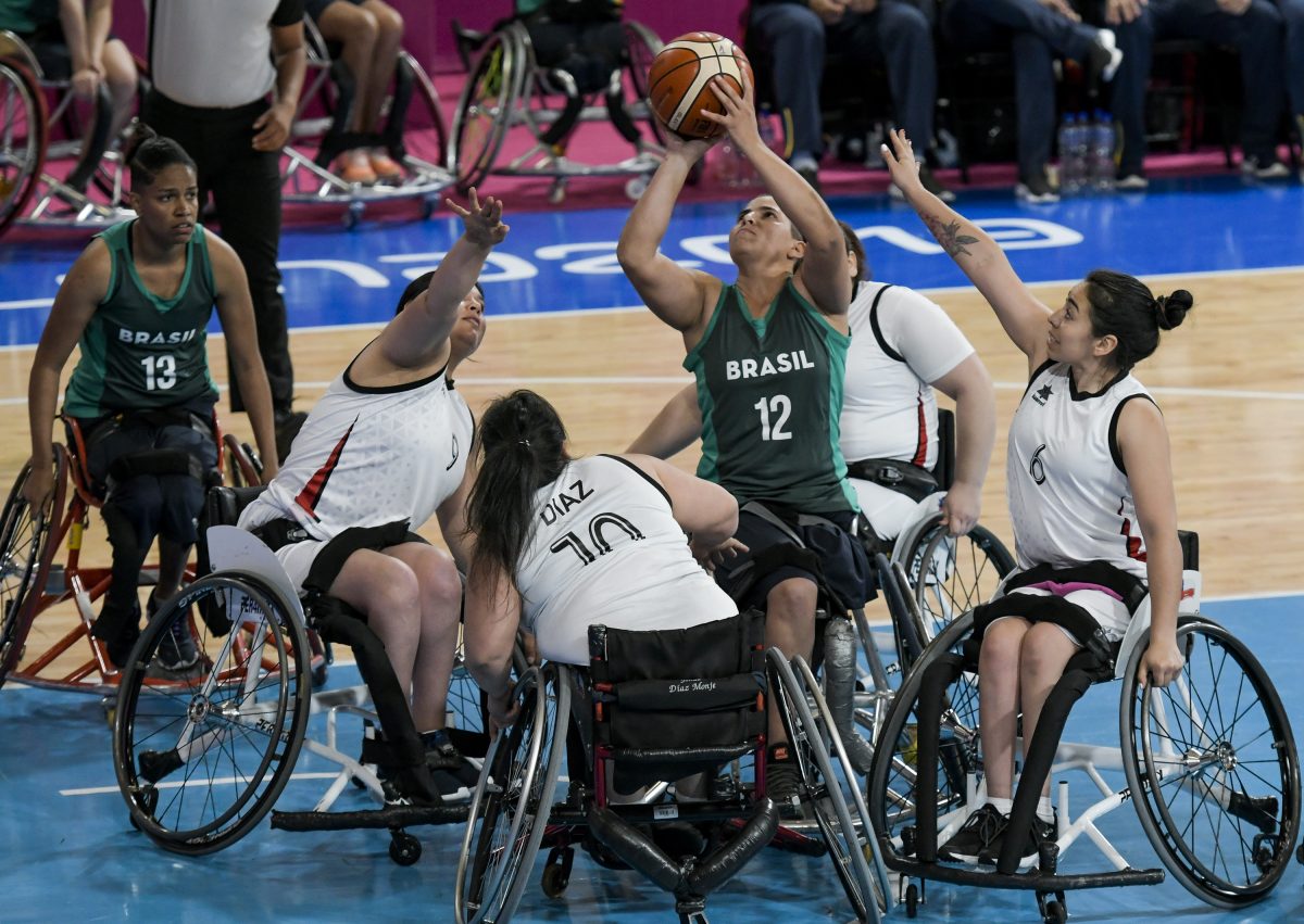 Onde jogar basquetebol em cadeira de rodas no país?