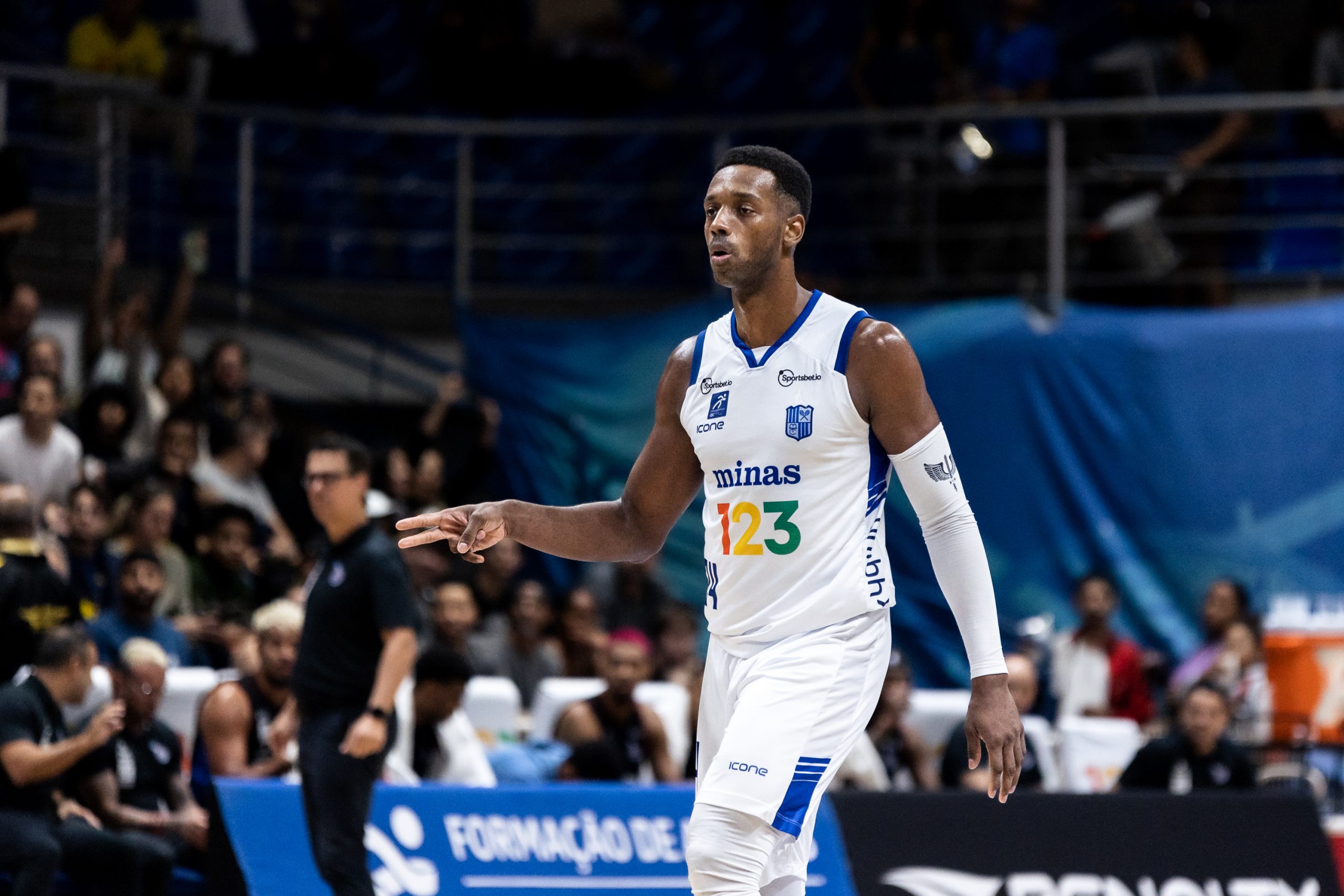 Minas venceu o Franca Basquete no jogo dois da semifinal do NBB – Hertz  Noticias